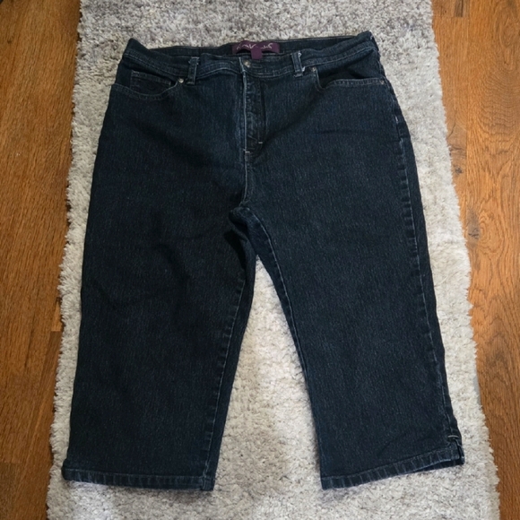 Gloria Vanderbilt Dark Denim Jeans [J6] - Picture 1 of 3